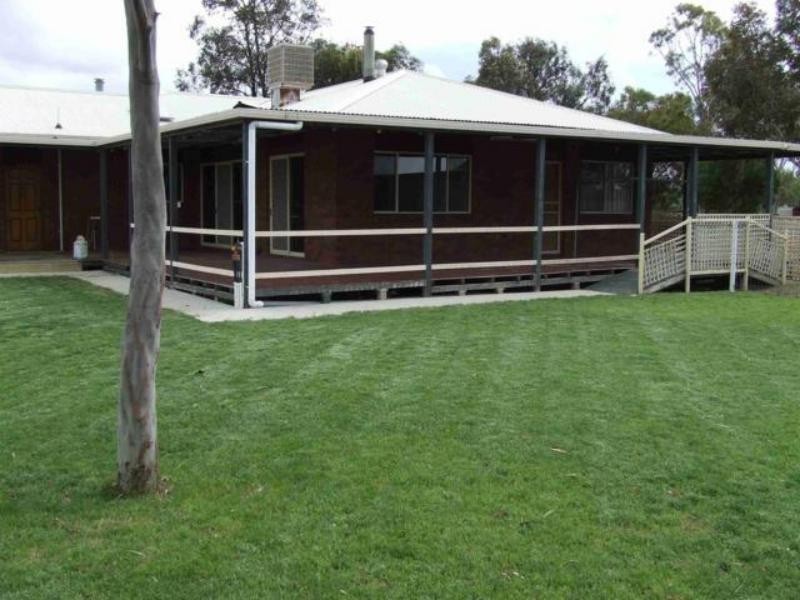 4-6 Luberta St, Nhill VIC 3418