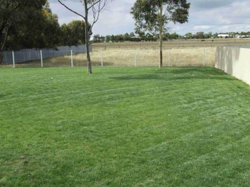 4-6 Luberta St, Nhill VIC 3418