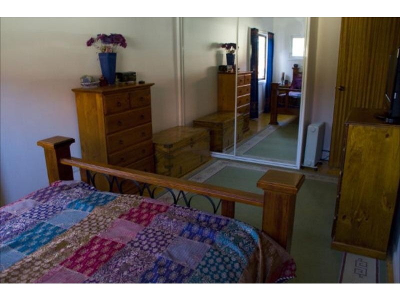9 Cooper  Ave, Woonona NSW 2517