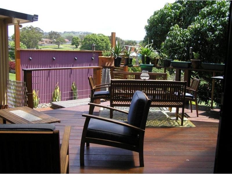 12 Scarborough  St, Woolgoolga NSW 2456