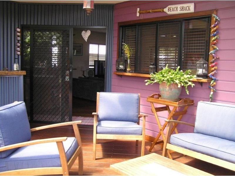 12 Scarborough  St, Woolgoolga NSW 2456
