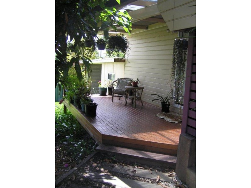 12 Scarborough  St, Woolgoolga NSW 2456