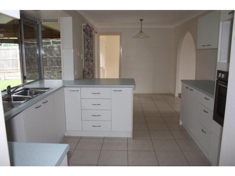 Regents Park QLD 4118