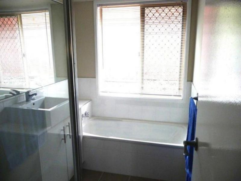115 Gilston Rd, Nerang QLD 4211