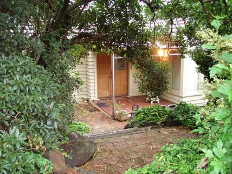 29 Alban  St, Montmorency VIC 3094