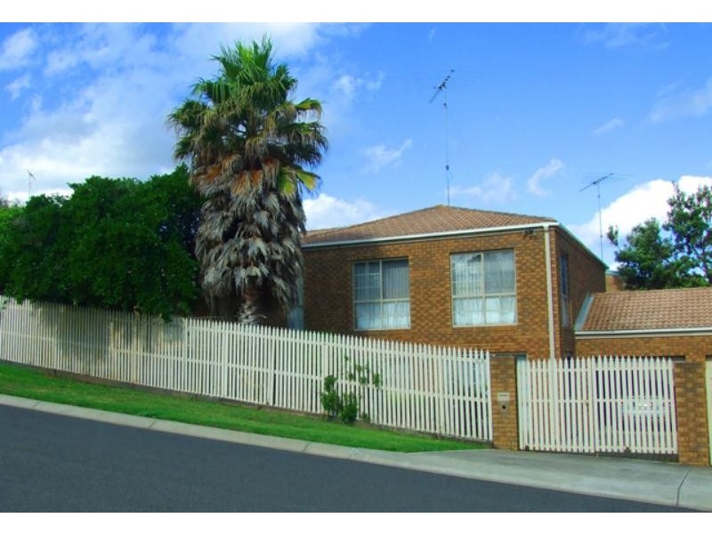 2/141 Orton St, Ocean Grove VIC 3226