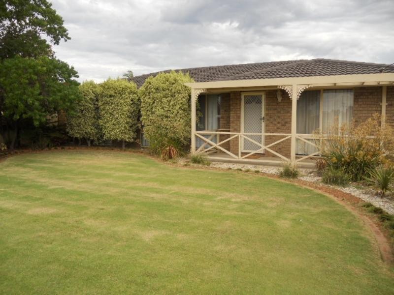 18 Sorensen Rd, High Wycombe WA 6057