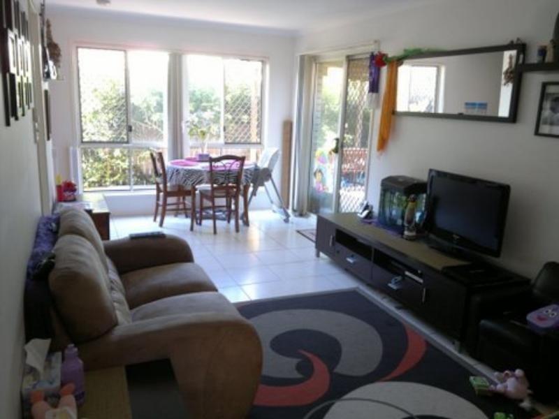 98 Duffield Rd, Kallangur QLD 4503