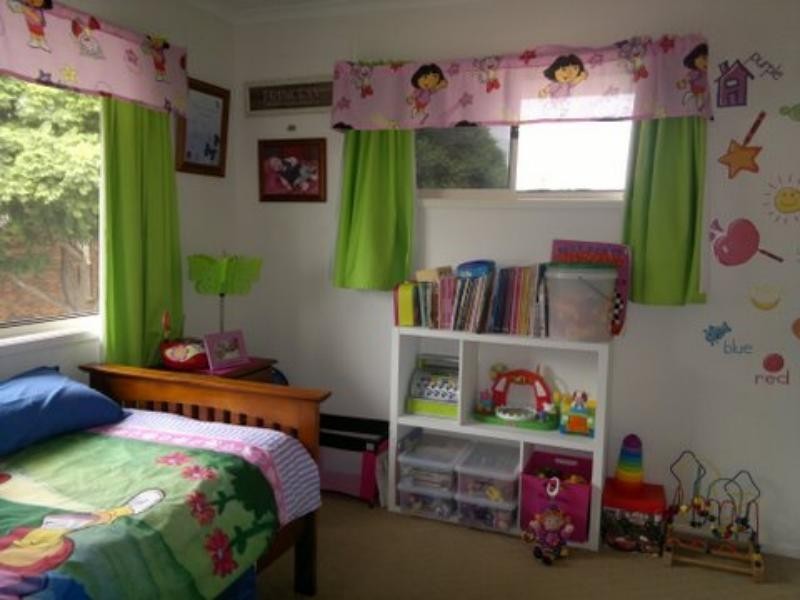 98 Duffield Rd, Kallangur QLD 4503