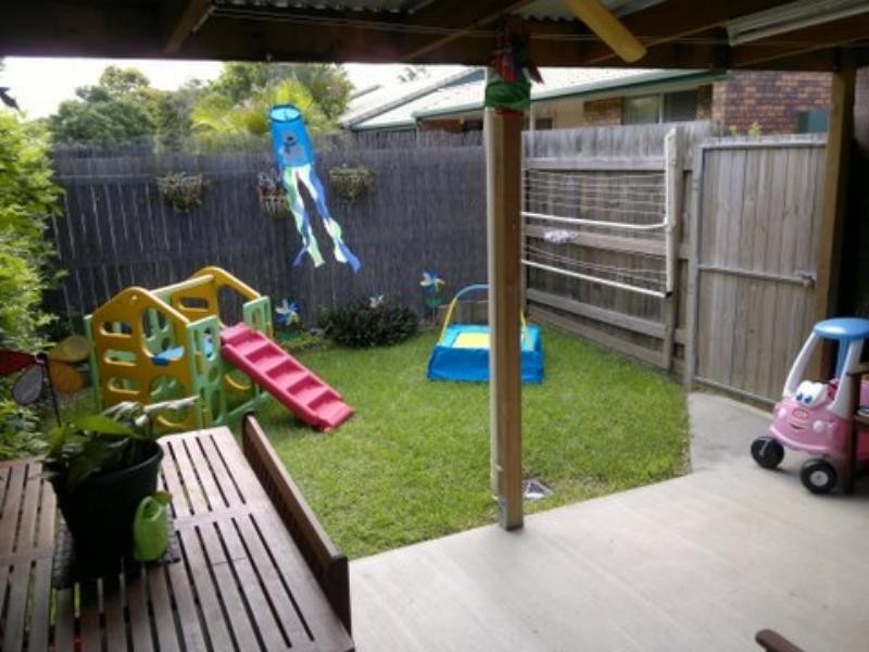 98 Duffield Rd, Kallangur QLD 4503