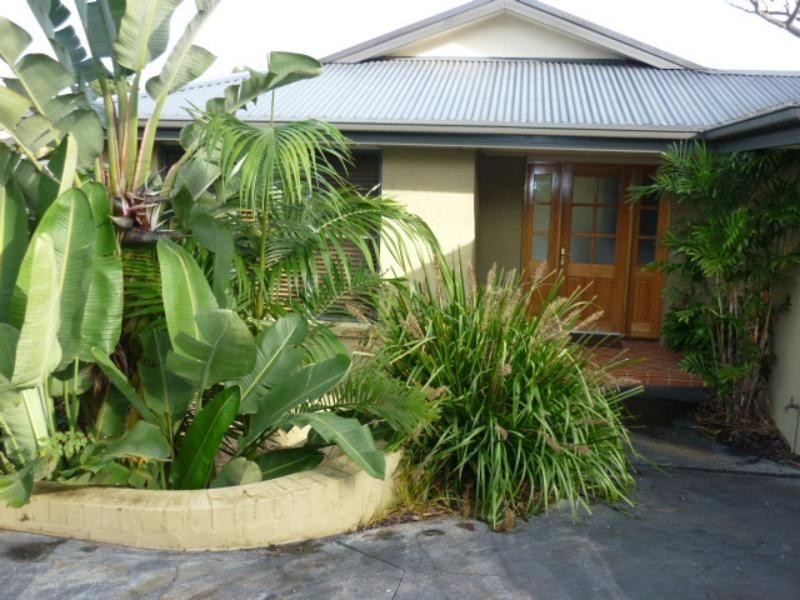 3 Clarence Rd, Springfield NSW 2250