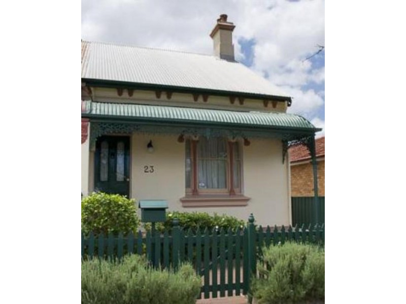 23 Augustus St, Merrylands NSW 2160