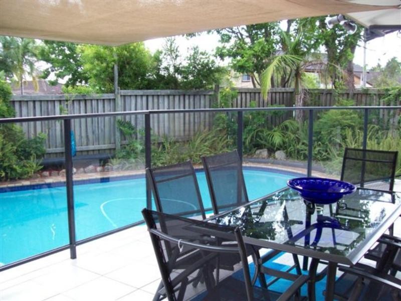 51 Alhambra Ave, Macquarie Hills NSW 2285