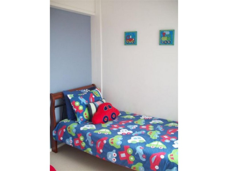 51 Alhambra Ave, Macquarie Hills NSW 2285