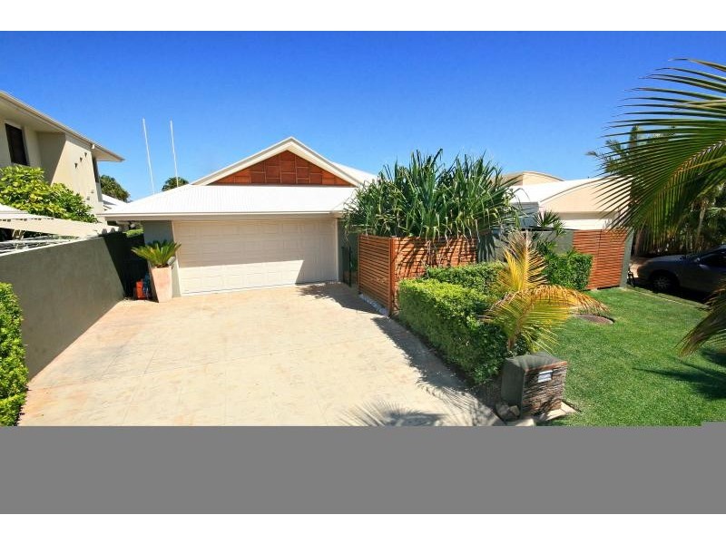 21 Sardinia Pl, Parrearra QLD 4575