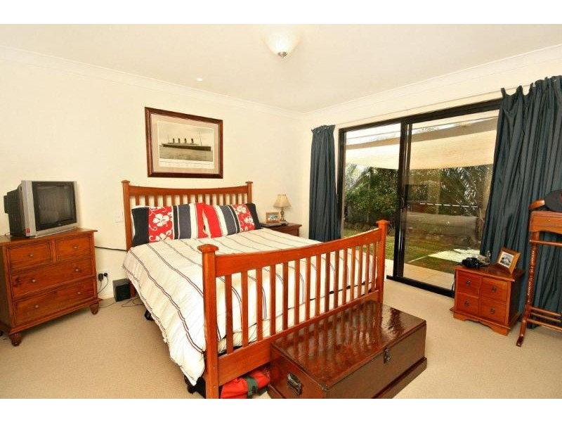 21 Sardinia Pl, Parrearra QLD 4575