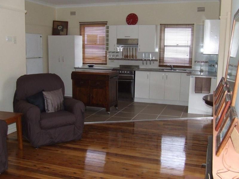 21 Skellatar St, Muswellbrook NSW 2333