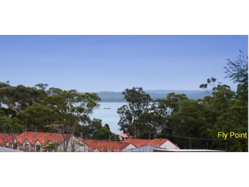 13 Shimmer St, Nelson Bay NSW 2315