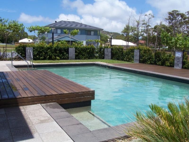 13 Shimmer St, Nelson Bay NSW 2315