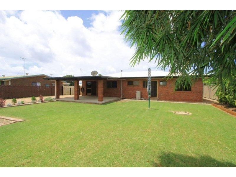 38 Greenwood St, Bundaberg QLD 4670