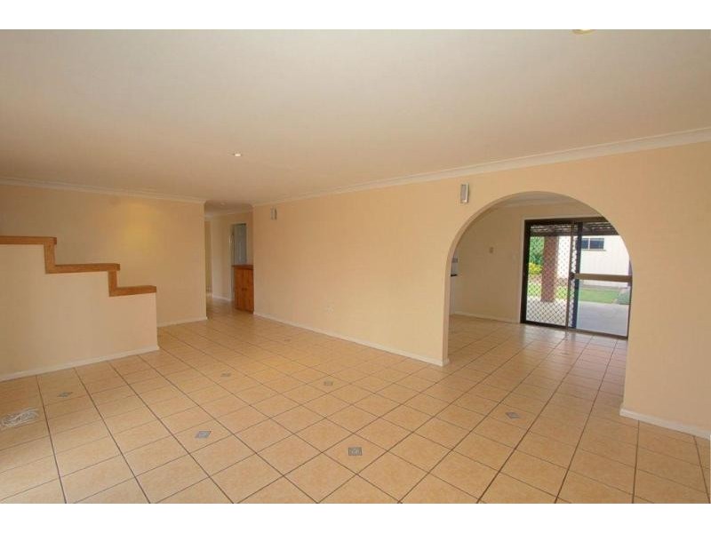 38 Greenwood St, Bundaberg QLD 4670