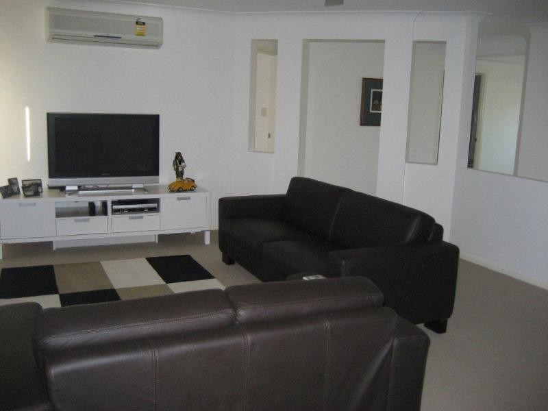 4 Forest Oak Dr, Upper Coomera QLD 4209