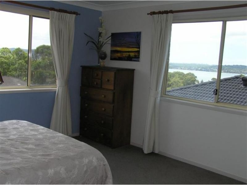 29 Defender  Cl, Marmong Point NSW 2284