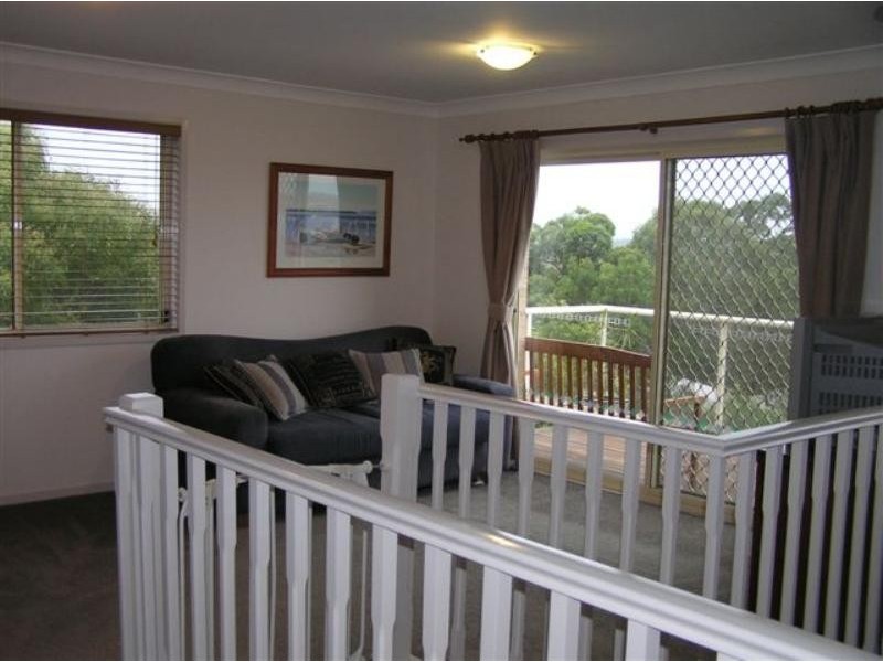 29 Defender  Cl, Marmong Point NSW 2284