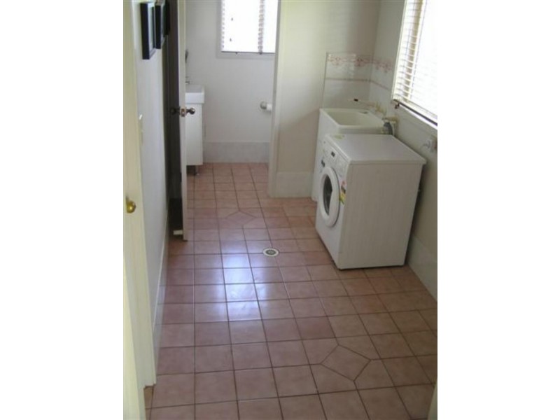 29 Defender  Cl, Marmong Point NSW 2284