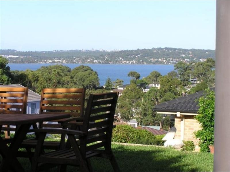 29 Defender  Cl, Marmong Point NSW 2284