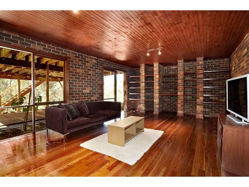 8 Caloola Dr, Warrandyte VIC 3113