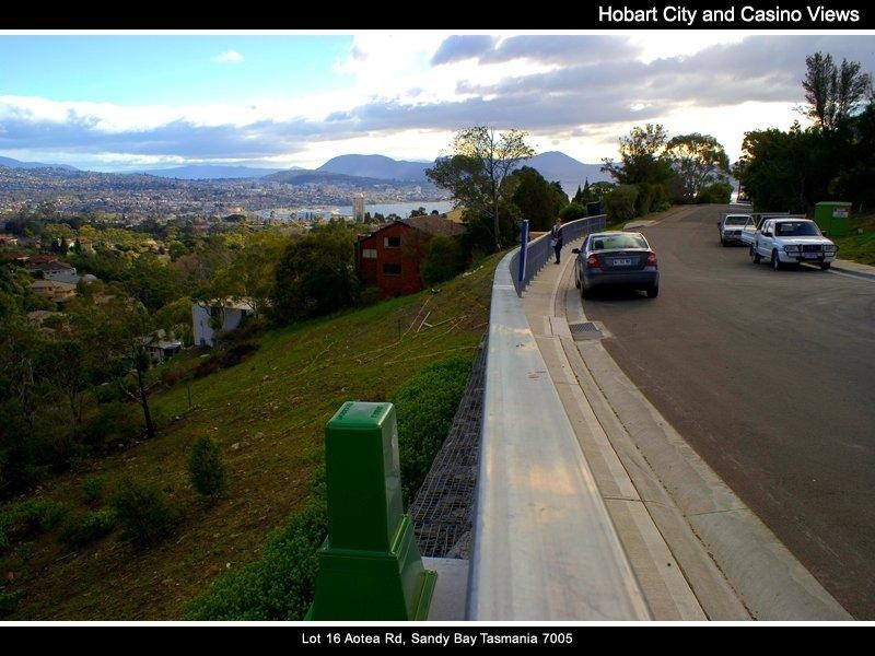 19 Aotea Rd, Sandy Bay TAS 7005