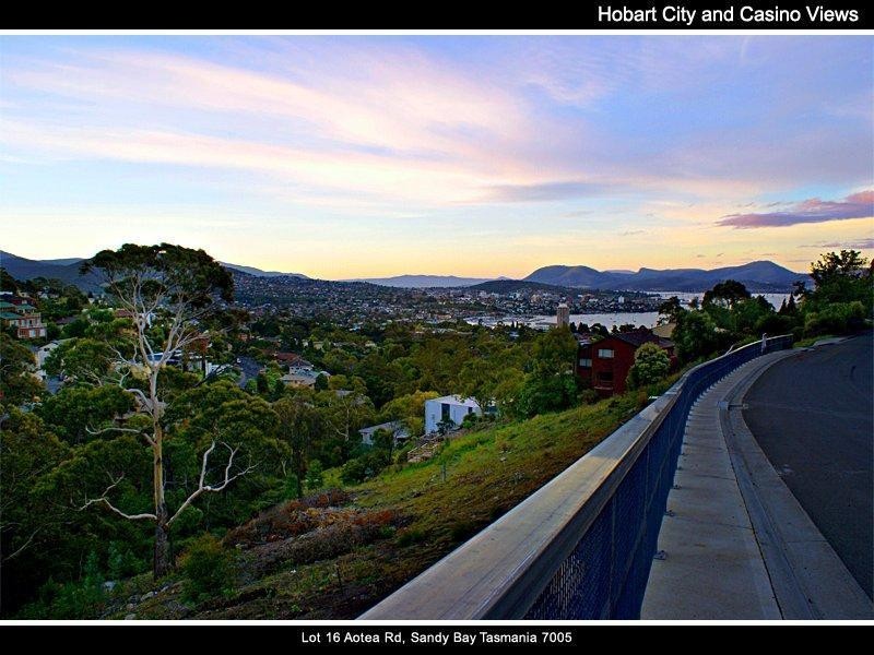 19 Aotea Rd, Sandy Bay TAS 7005