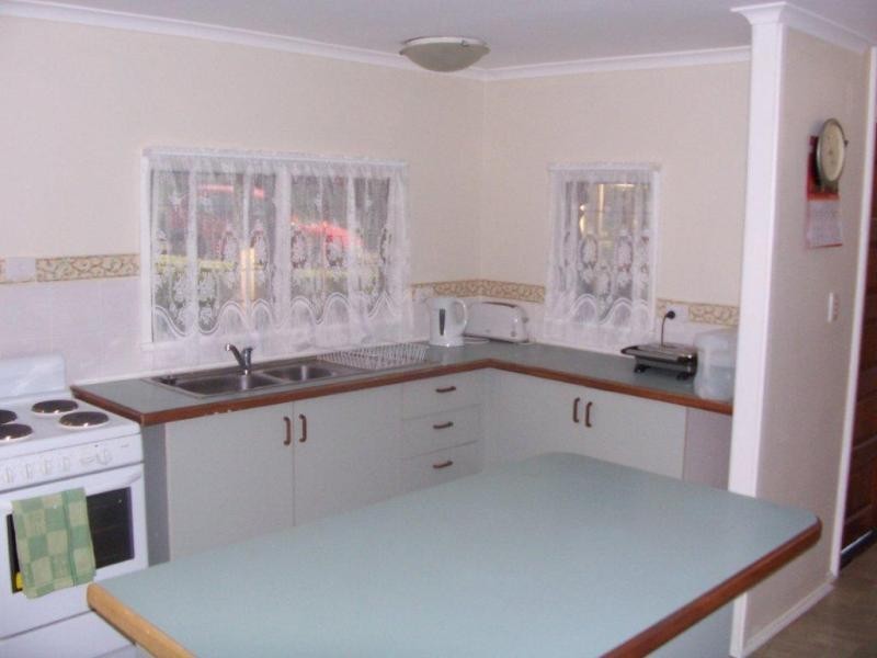 2 Warrener St, Nerang QLD 4211