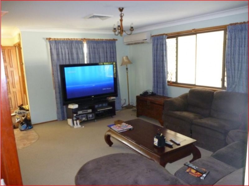 132 Burleigh St, Burleigh Waters QLD 4220