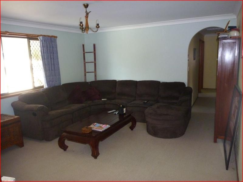 132 Burleigh St, Burleigh Waters QLD 4220