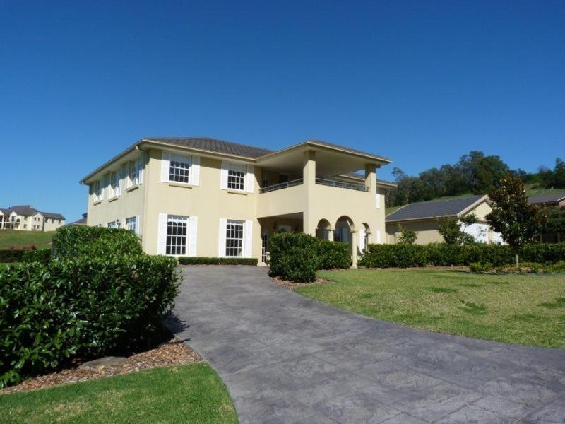 27 The Grange -, Picton NSW 2571