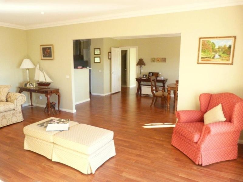 27 The Grange -, Picton NSW 2571
