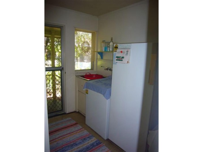 15 Mackenzie Dr, Moranbah QLD 4744