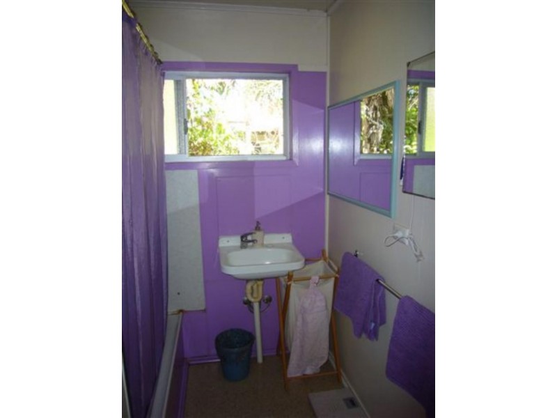 15 Mackenzie Dr, Moranbah QLD 4744