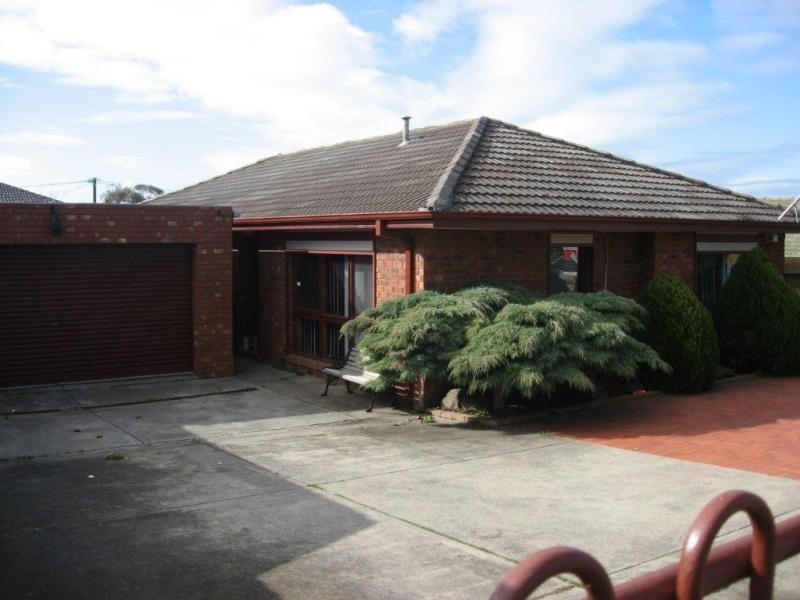 100 Clarinda Rd, Clarinda VIC 3169