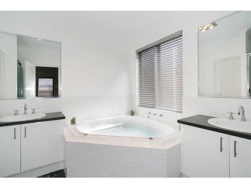 14 Denham Way, Ridgewood WA 6030