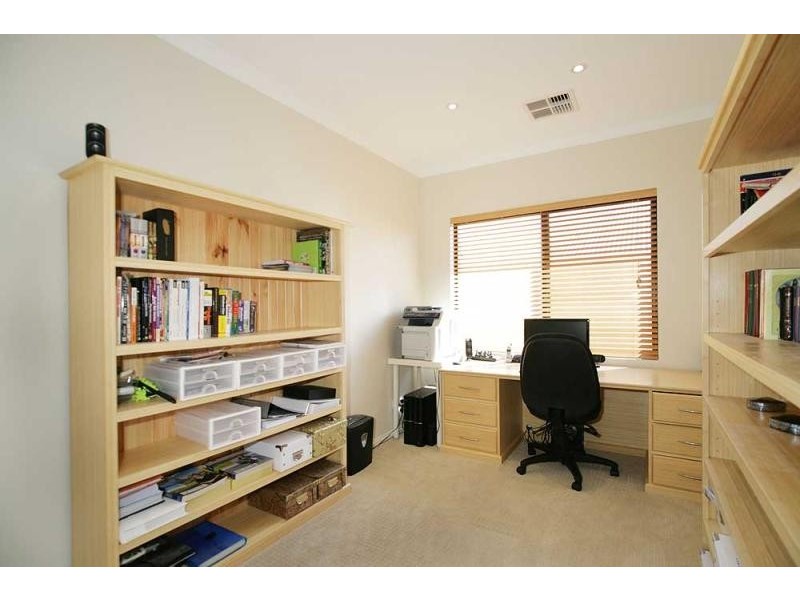 14 Denham Way, Ridgewood WA 6030