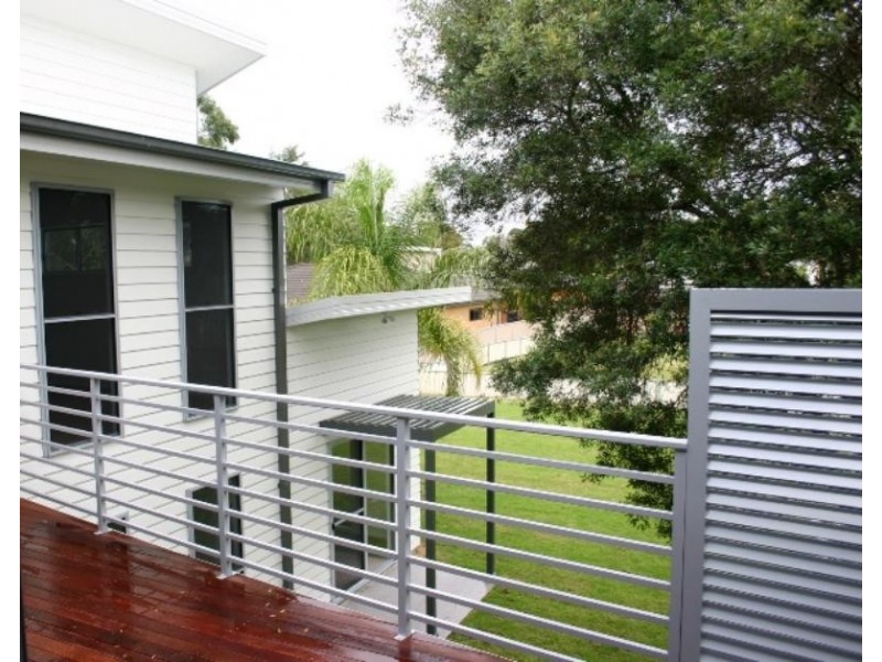 33 Elizabeth Dr, Vincentia NSW 2540