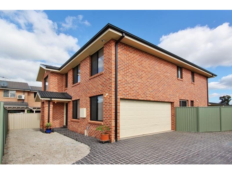 35a Mayberry Cres, Liverpool NSW 2170