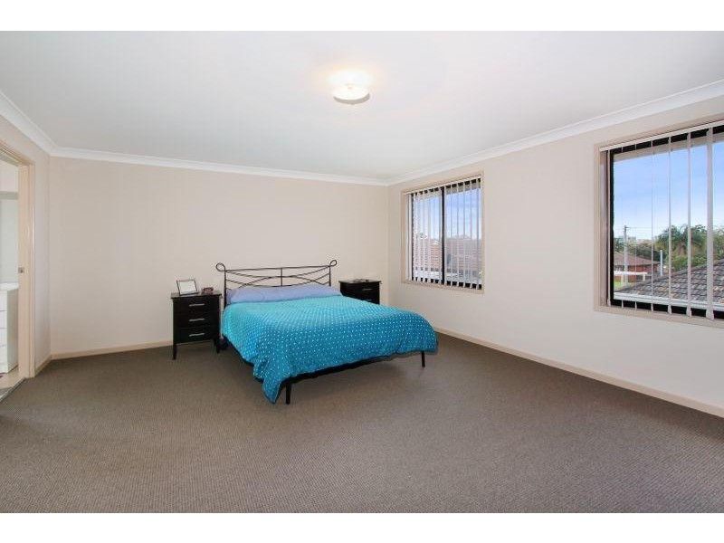 35a Mayberry Cres, Liverpool NSW 2170