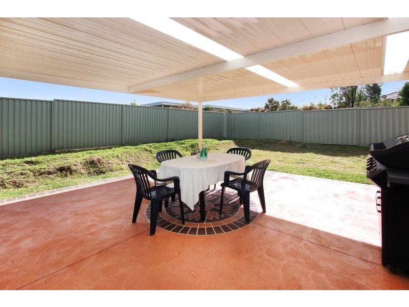 35a Mayberry Cres, Liverpool NSW 2170