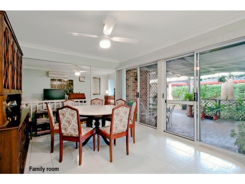 91 Summerfield Ave, Quakers Hill NSW 2763