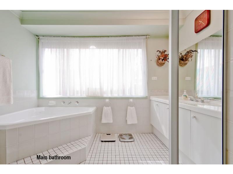 91 Summerfield Ave, Quakers Hill NSW 2763