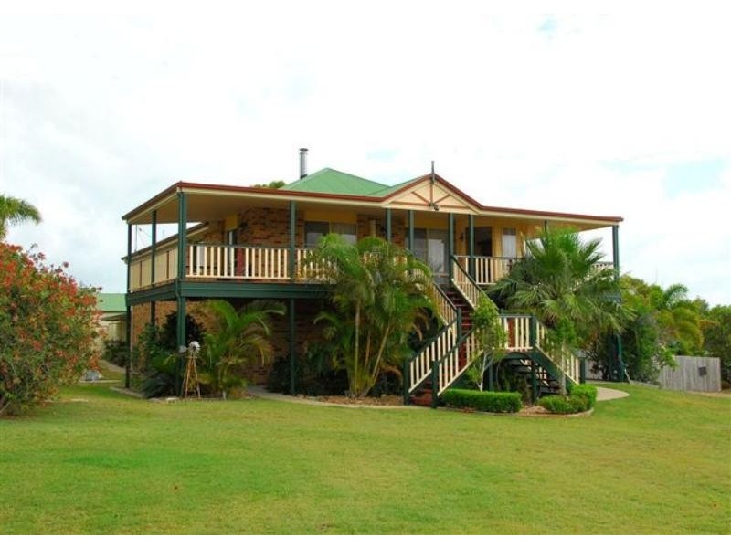 8 Casey Ct, Dundowran Beach QLD 4655